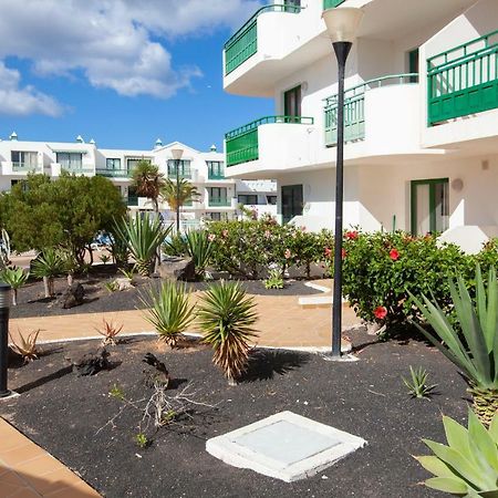 Luxury Beach Front Apartmentos Tahiche Costa Teguise Dış mekan fotoğraf