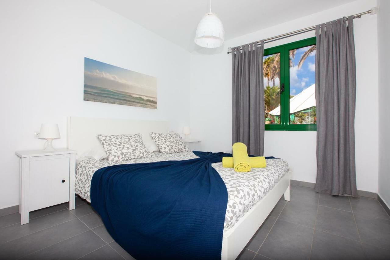 Luxury Beach Front Apartmentos Tahiche Costa Teguise Dış mekan fotoğraf