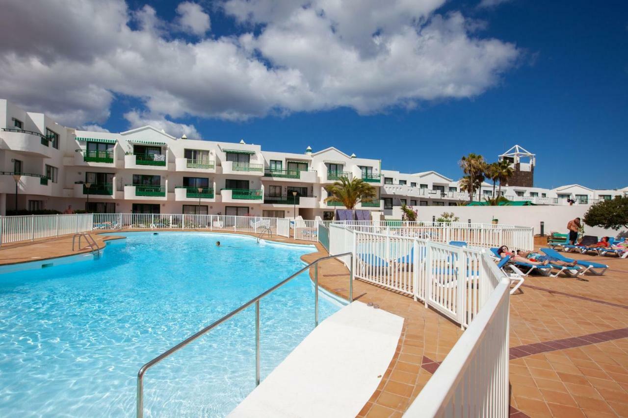 Luxury Beach Front Apartmentos Tahiche Costa Teguise Dış mekan fotoğraf