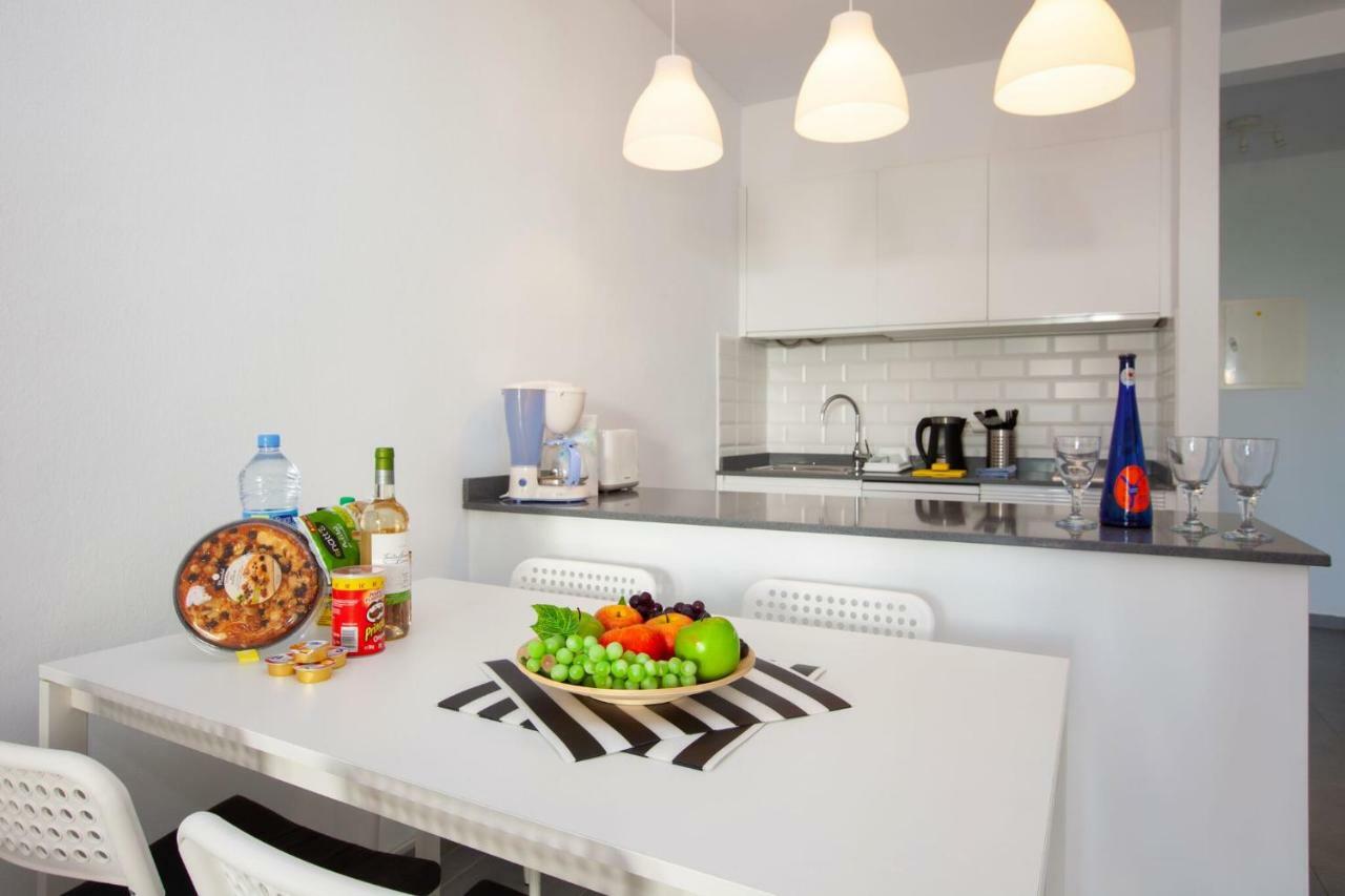Luxury Beach Front Apartmentos Tahiche Costa Teguise Dış mekan fotoğraf