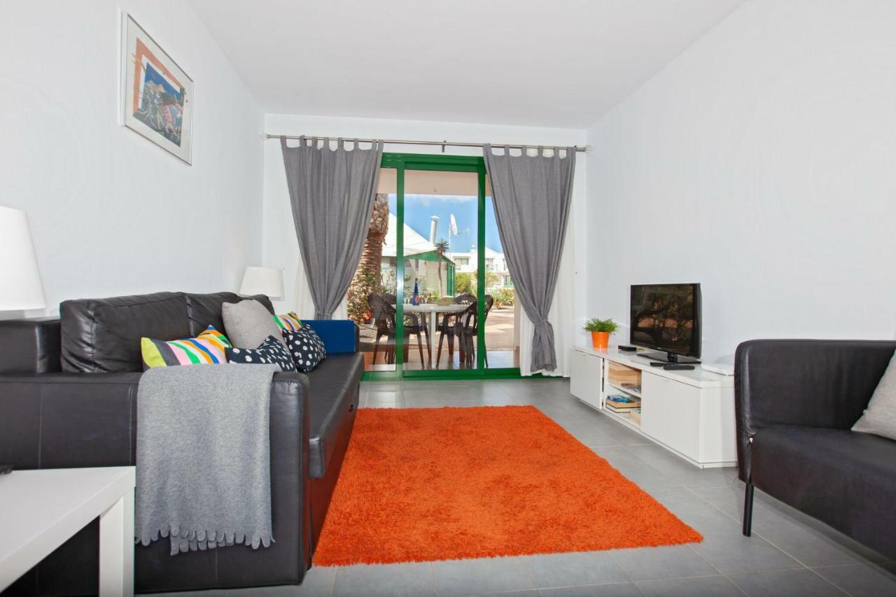Luxury Beach Front Apartmentos Tahiche Costa Teguise Dış mekan fotoğraf
